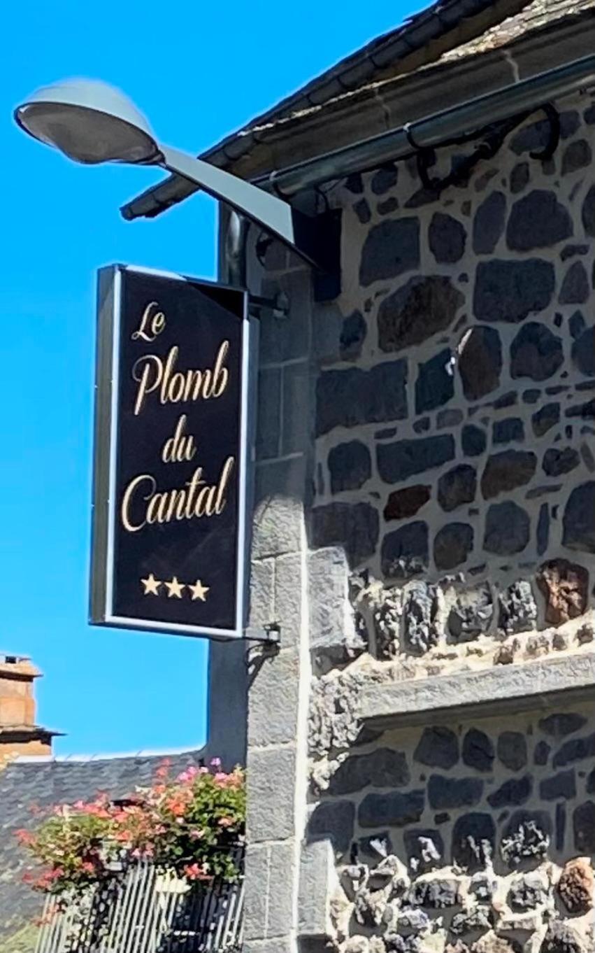 מורה Hotel Restaurant Du Plomb Du Cantal מראה חיצוני תמונה